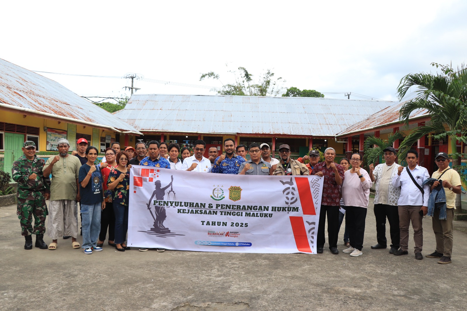 Kejati Maluku Hadirkan Dr. Fadjar Sebagai Narasumber Pencegahan Korupsi di Negeri Rumahtiga Ambon